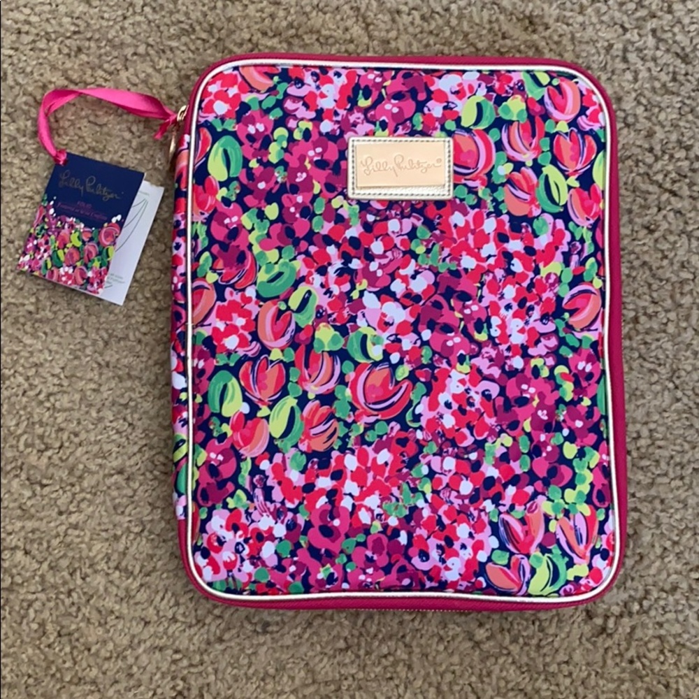 NWT Lilly Pulitzer Folio with Notepad